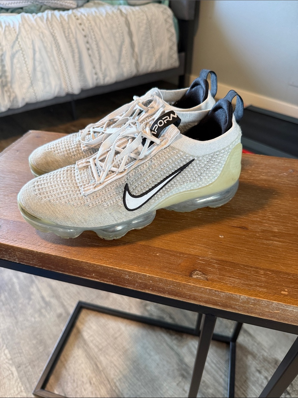 Nike mens VaporMax Flyknit Sneakers in white and black